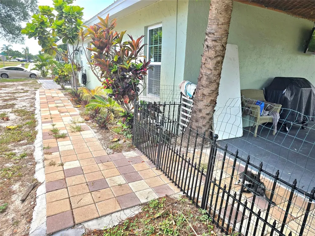 7309 Connecticut Avenue Sarasota FL 34243