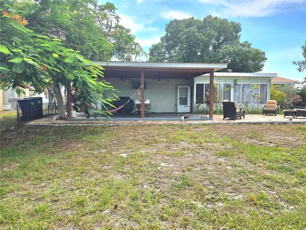 7309 Connecticut Avenue Sarasota FL 34243