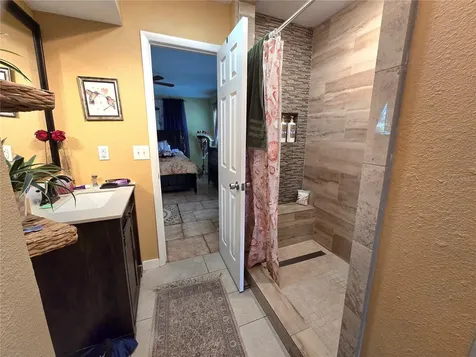 7309 Connecticut Avenue Sarasota FL 34243