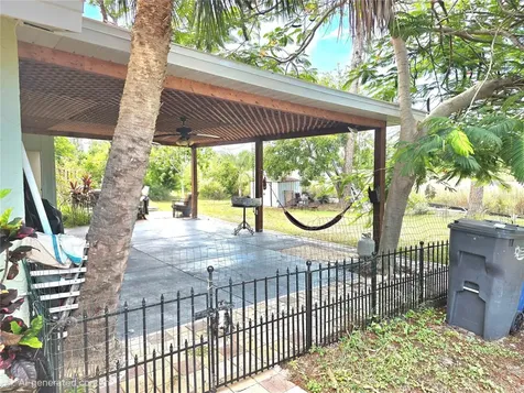7309 Connecticut Avenue Sarasota FL 34243