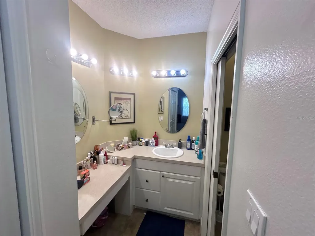 8842 Coral Palms Court Kissimmee FL 34747