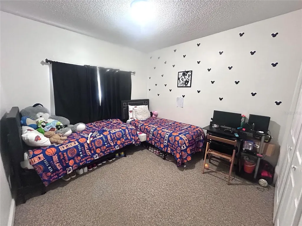 8842 Coral Palms Court Kissimmee FL 34747