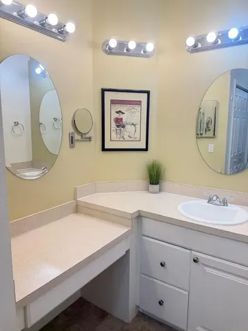 8842 Coral Palms Court Kissimmee FL 34747