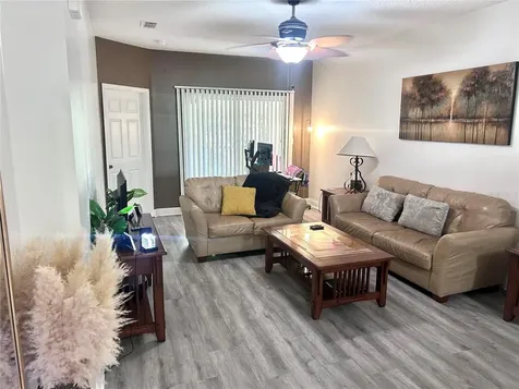 8842 Coral Palms Court Kissimmee FL 34747