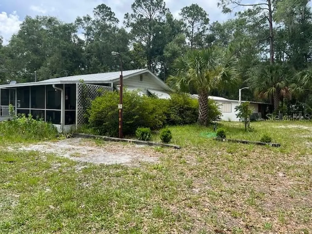 203 SE 45 Avenue Cross City FL 32628