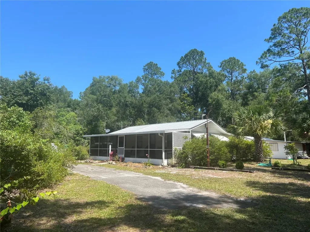 203 SE 45 Avenue Cross City FL 32628