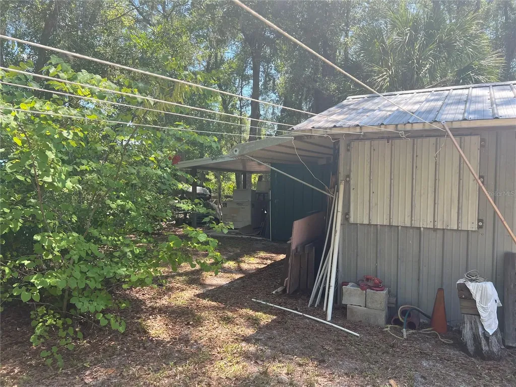 203 SE 45 Avenue Cross City FL 32628