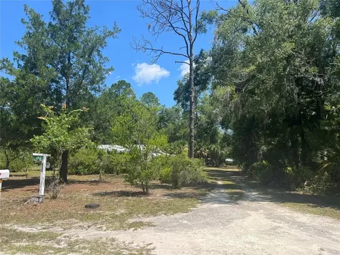203 SE 45 Avenue Cross City FL 32628