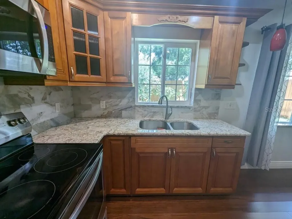 1602 Amberlea Drive S Dunedin FL 34698