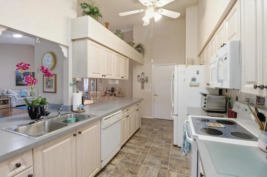 8012 Willow Brook Drive Spring Hill FL 34606