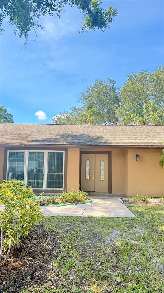 15420 Brushwood Drive Tampa FL 33624