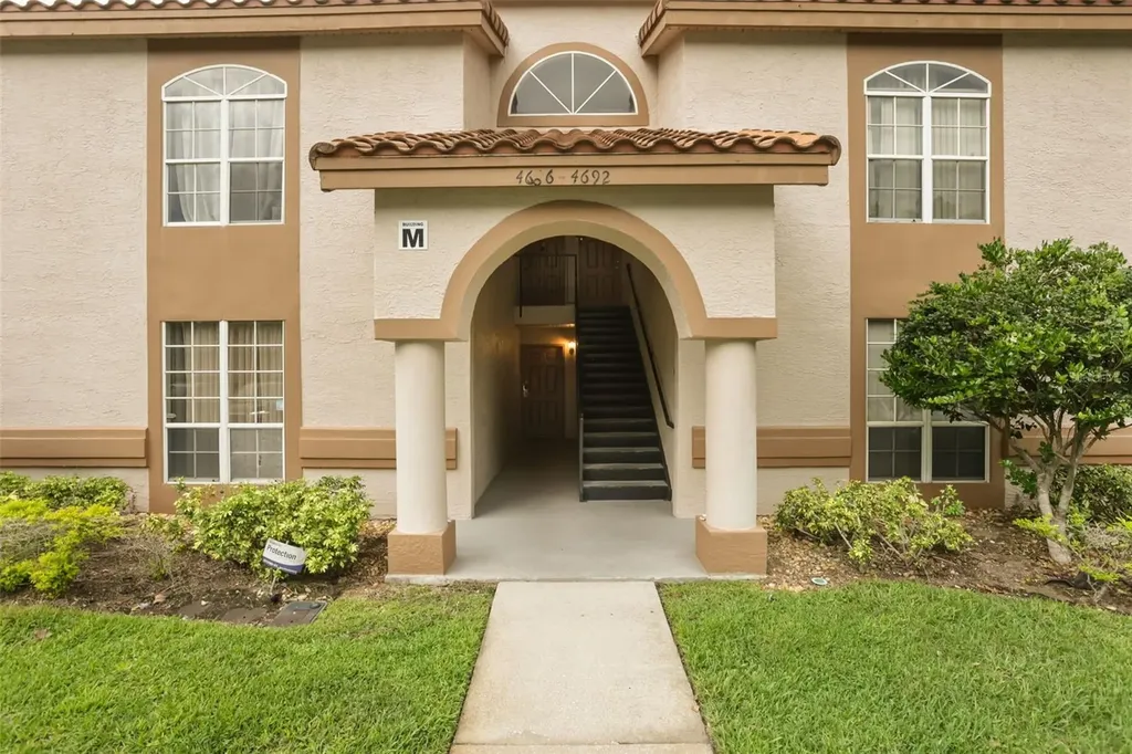 4690 Sussex Terrace Orlando FL 32811