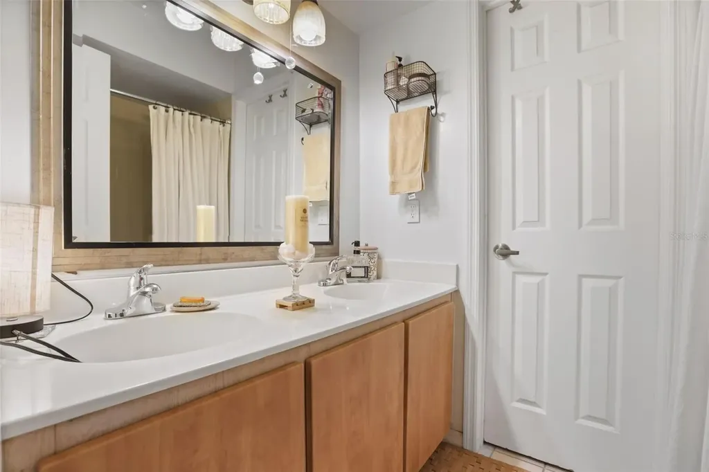 4690 Sussex Terrace Orlando FL 32811