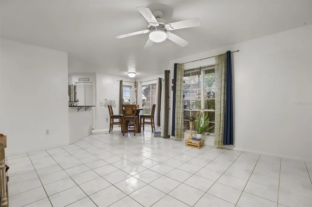 4690 Sussex Terrace Orlando FL 32811