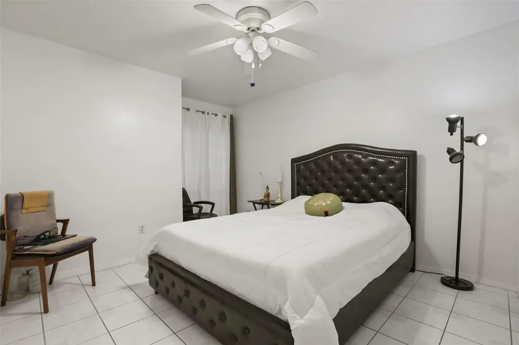 4690 Sussex Terrace Orlando FL 32811