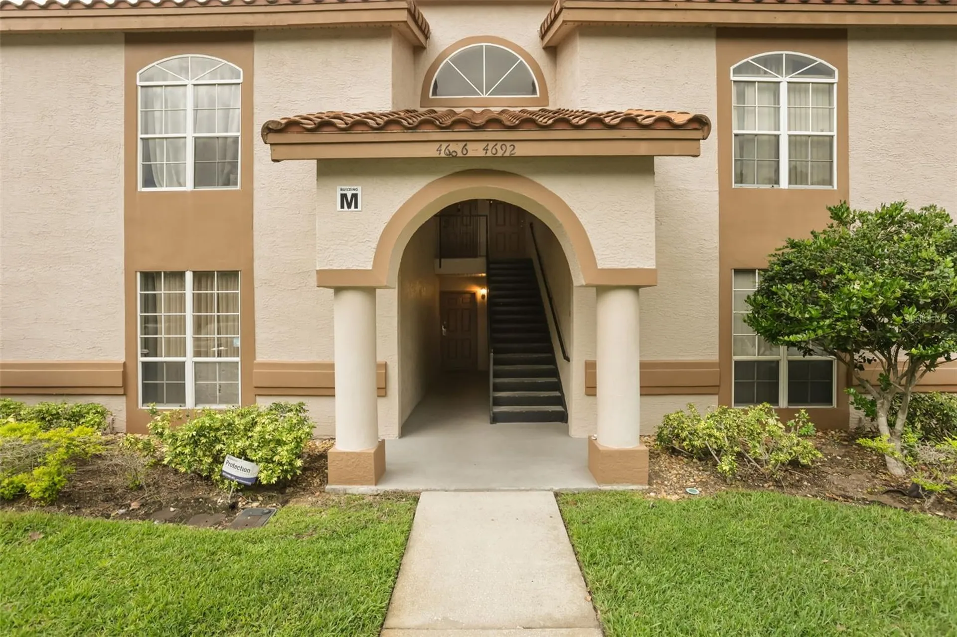 4690 Sussex Terrace Orlando FL 32811