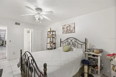 4690 Sussex Terrace Orlando FL 32811