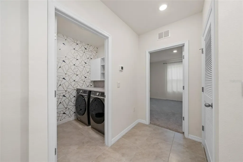 687 Griffon Avenue Lake Alfred FL 33850
