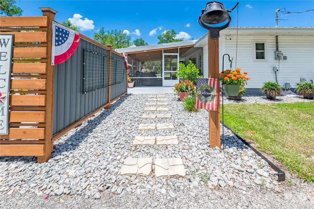12730 NW County Road 237 Alachua FL 32615
