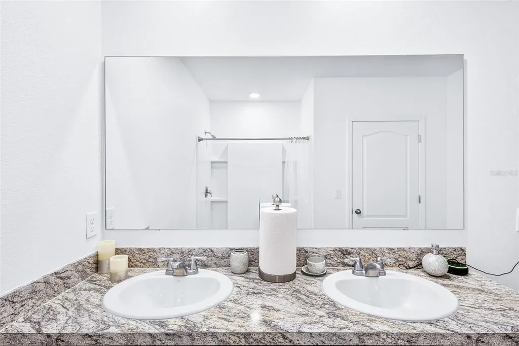 1351 Fox Squirrel Drive Davenport FL 33897