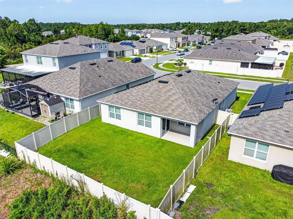 1351 Fox Squirrel Drive Davenport FL 33897