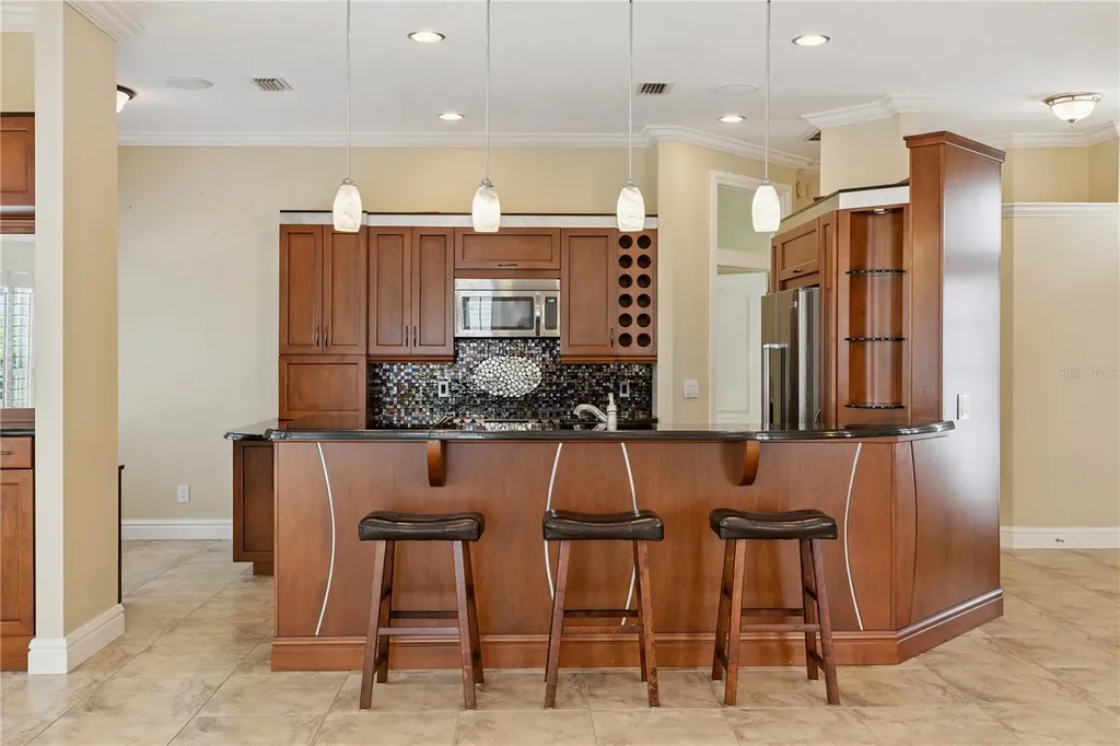 184 Wimbledon Circle Lake Mary FL 32746