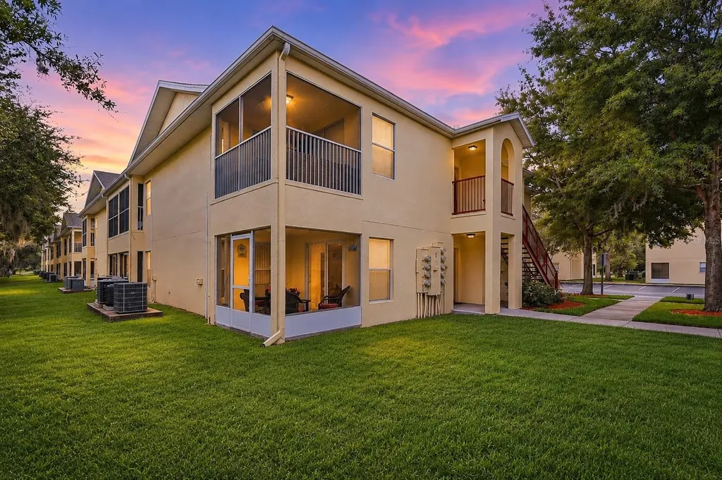 2788 Club Cortile Circle Kissimmee FL 34746