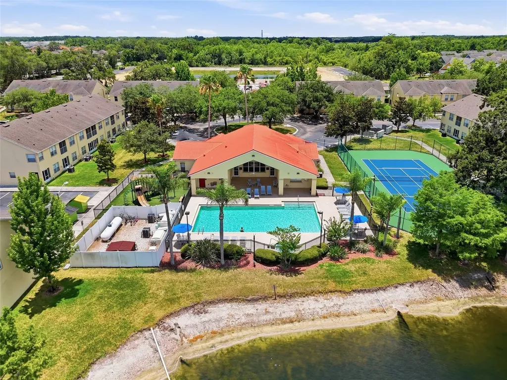 2788 Club Cortile Circle Kissimmee FL 34746