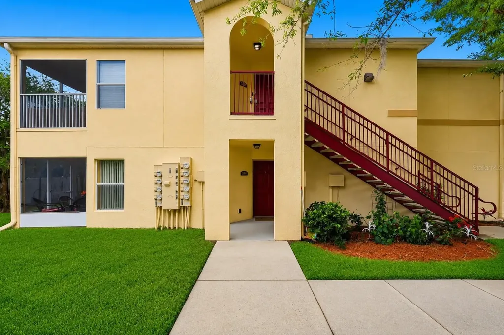 2788 Club Cortile Circle Kissimmee FL 34746