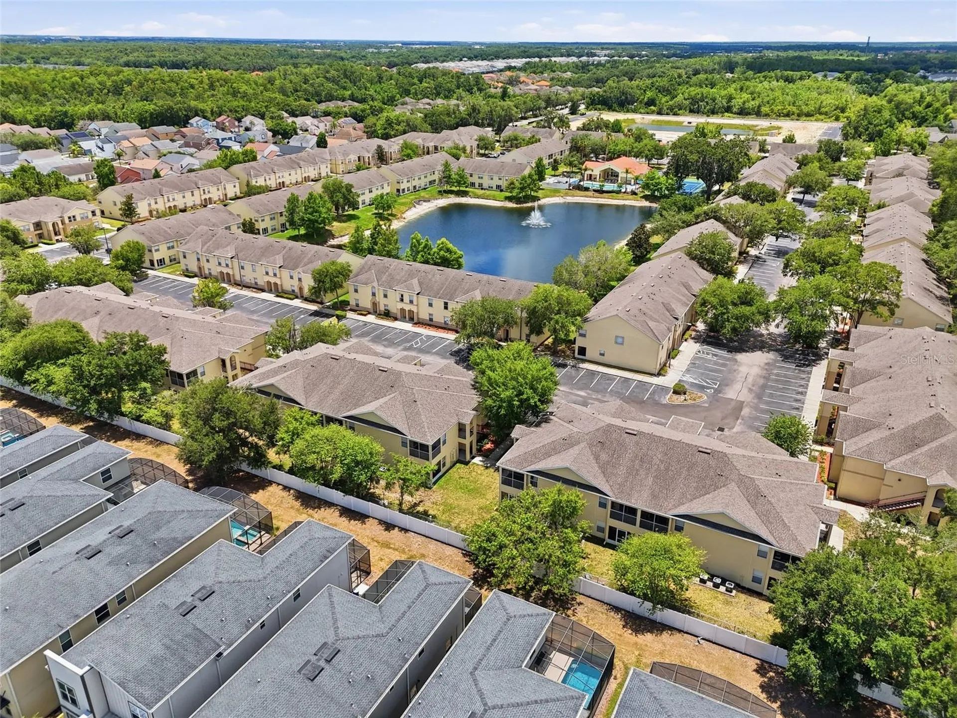 2788 Club Cortile Circle Kissimmee FL 34746