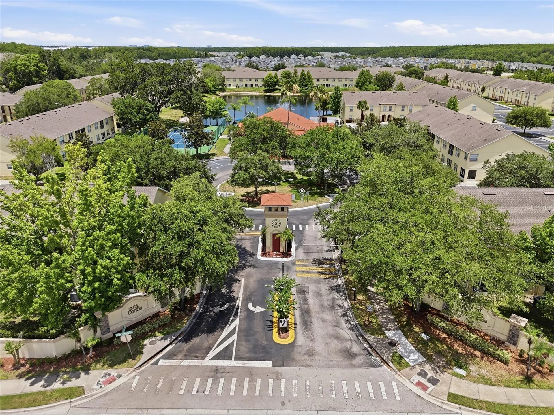 2788 Club Cortile Circle Kissimmee FL 34746