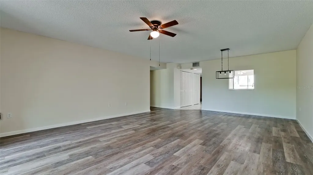 507 Lakeside Drive Bradenton FL 34210