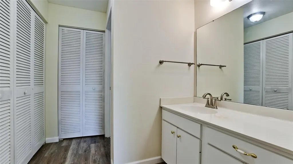 507 Lakeside Drive Bradenton FL 34210