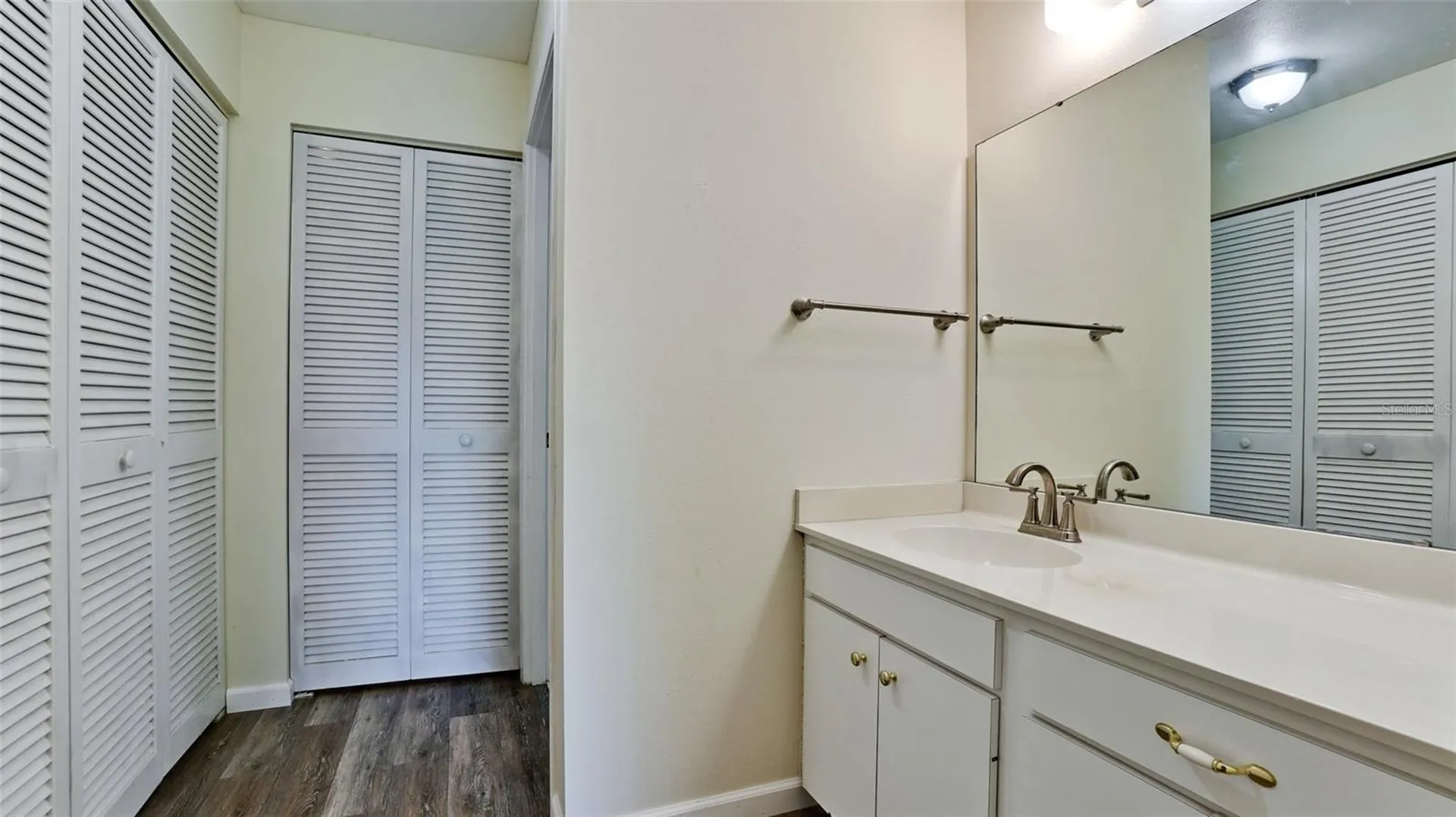 507 Lakeside Drive Bradenton FL 34210
