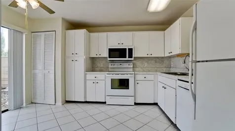 507 Lakeside Drive Bradenton FL 34210