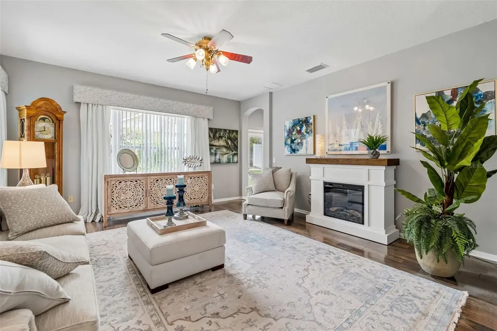 2005 Wexford Green Drive Valrico FL 33594
