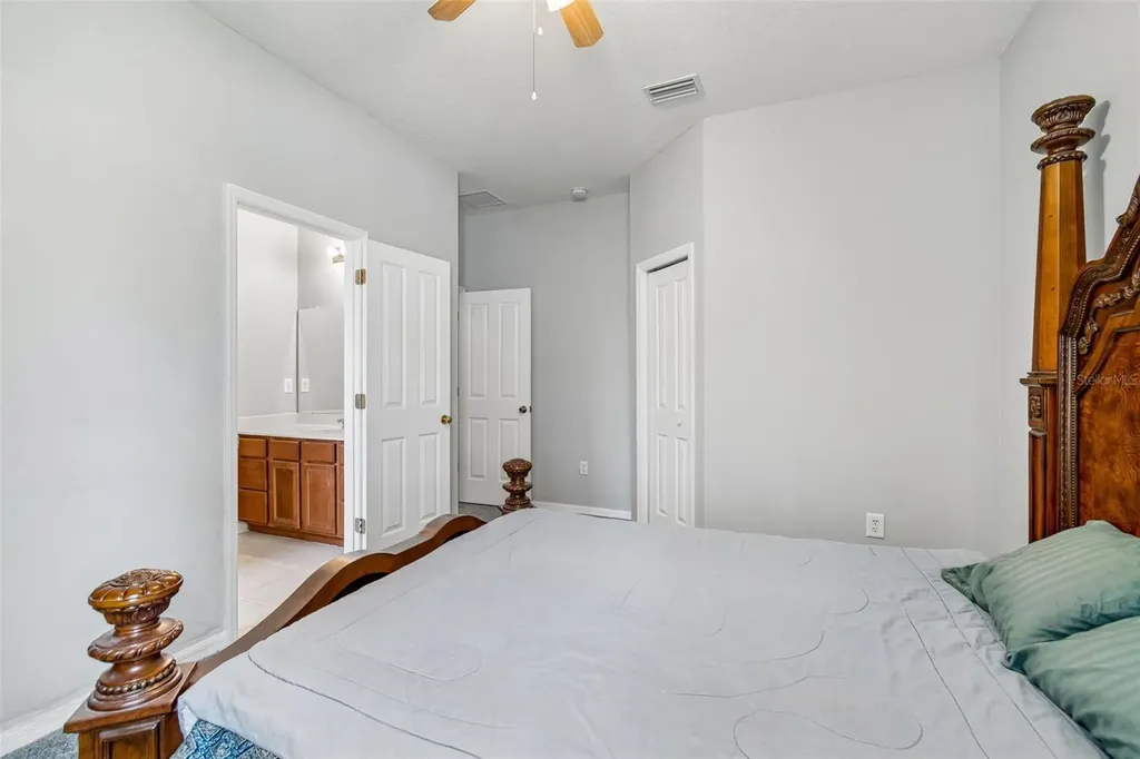 2005 Wexford Green Drive Valrico FL 33594