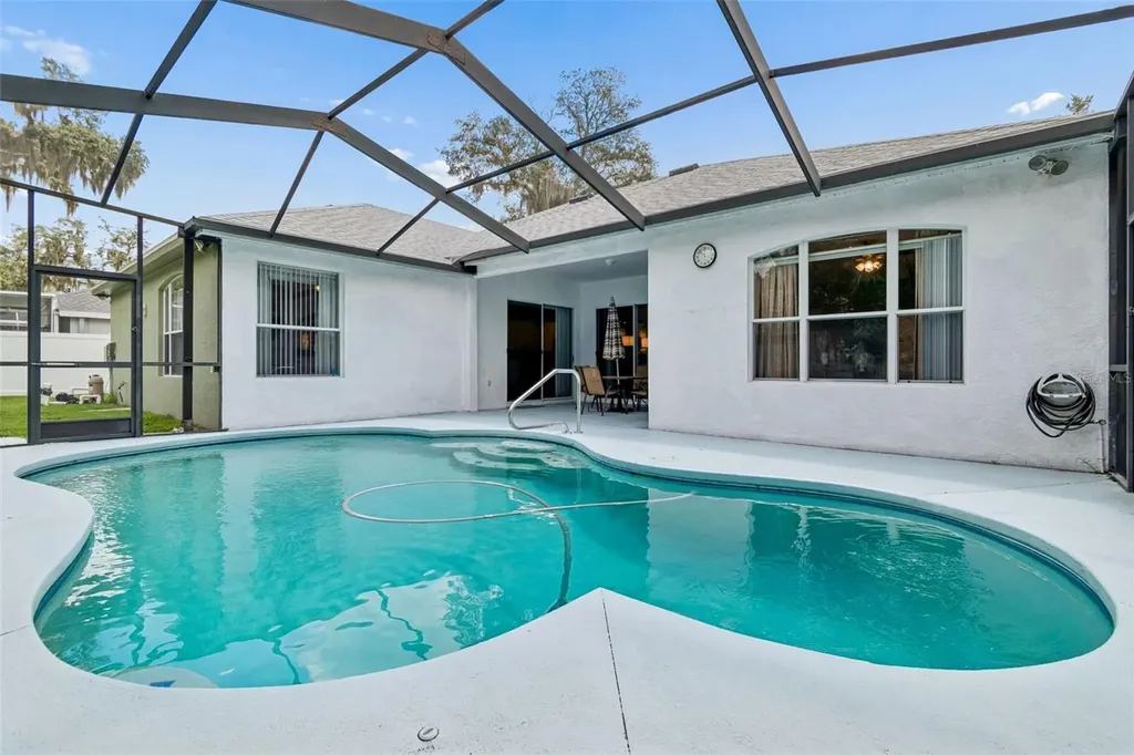2005 Wexford Green Drive Valrico FL 33594
