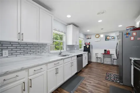 4218 SE 14th Place Ocala FL 34471