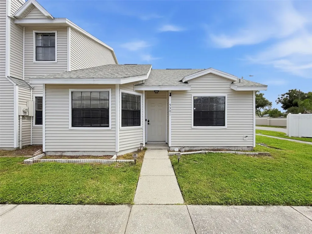 5301 Ladywell Court Tampa FL 33624