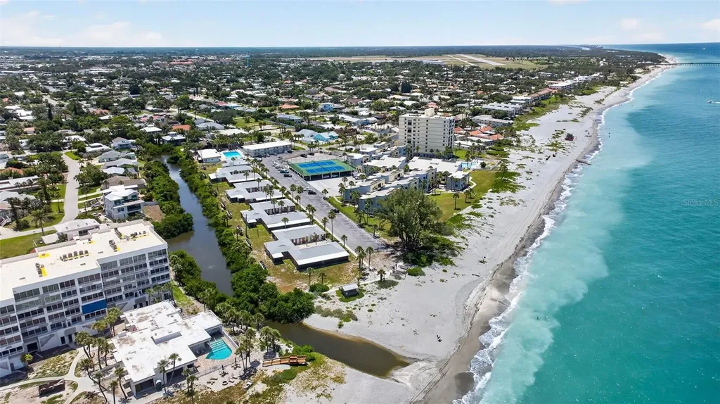 908 Villas Drive Venice FL 34285