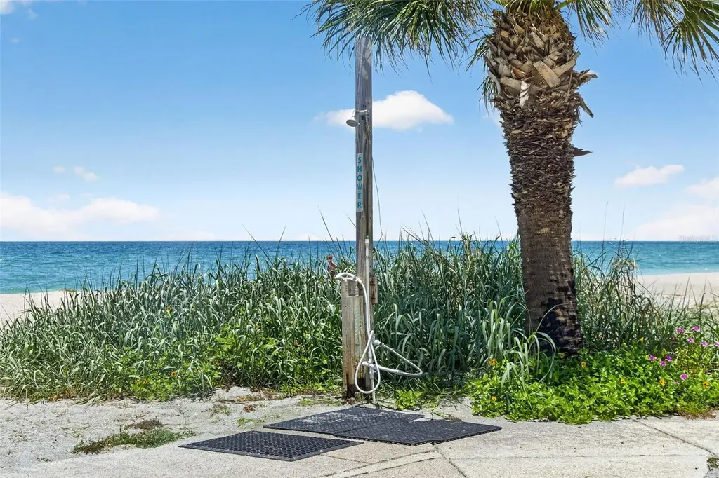 908 Villas Drive Venice FL 34285
