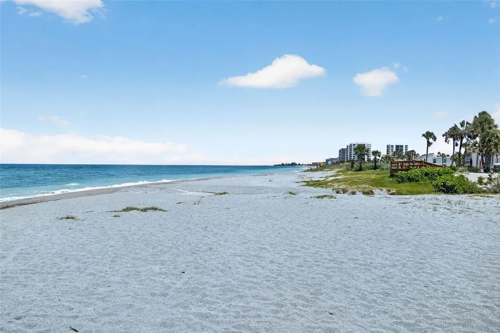 908 Villas Drive Venice FL 34285