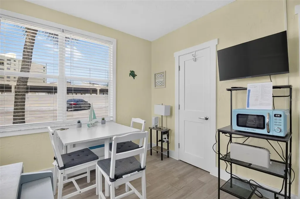 908 Villas Drive Venice FL 34285