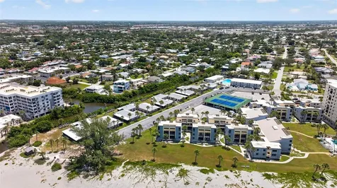 908 Villas Drive Venice FL 34285