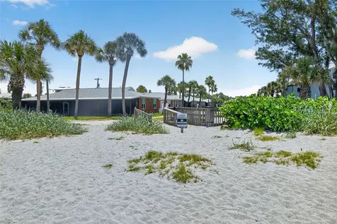 908 Villas Drive Venice FL 34285