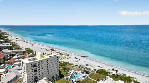 908 Villas Drive Venice FL 34285