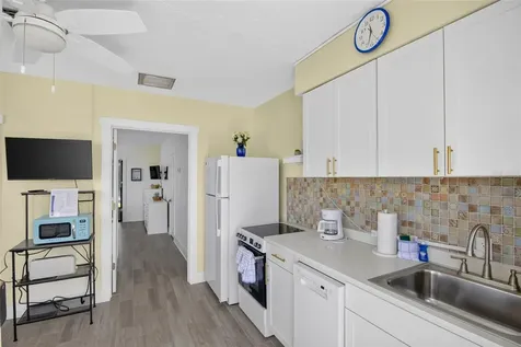 908 Villas Drive Venice FL 34285