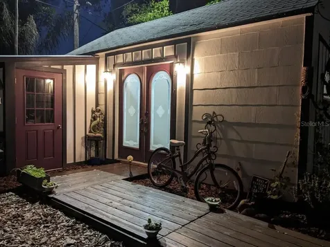 735 26th Avenue S St Petersburg FL 33705
