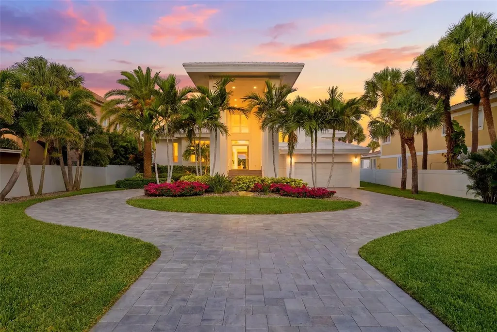 1480 Gulf Boulevard Belleair Beach FL 33786